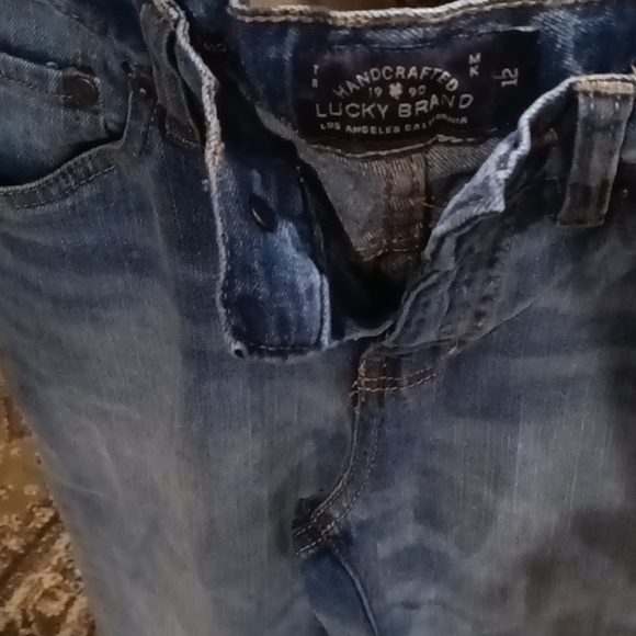 FINAL PRICE NWOT LUCKY BRAND faded blue denim jeans Size 12 - Picture 3 of 3